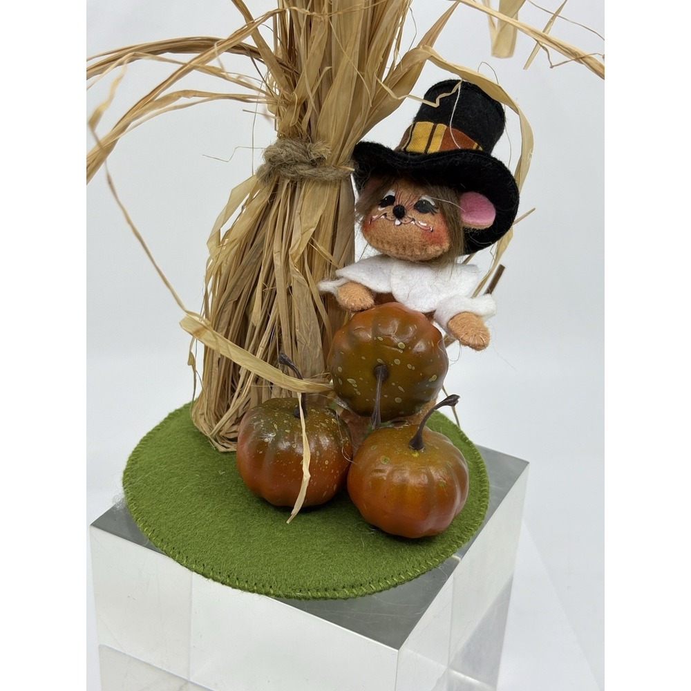 Annalee Thanksgiving Harvest ~ 2009 Pilgrim Boy Mouse w/ Cornstalk ~ 3" Doll - Picture 2 of 6